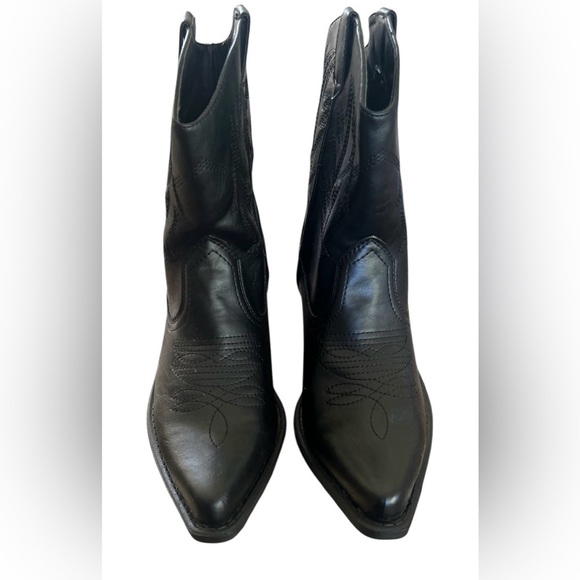 SO Black COWBOY Heeled Boots - Picture 5 of 7